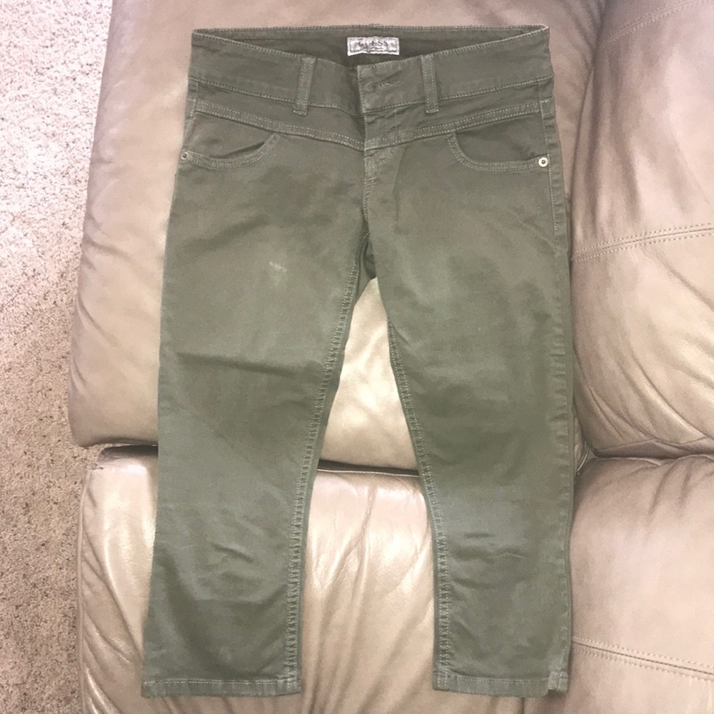 Green Guess capris